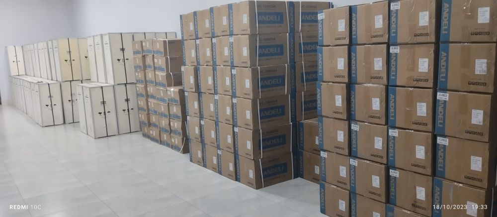 Andeli 30-kw ANDELI SVC-D 30000VA 110v-250v  Stabilizator Стабилизатор