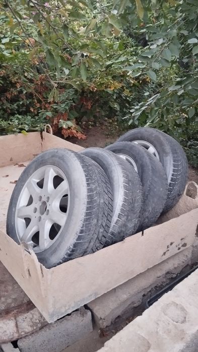 Продам диски с резиной