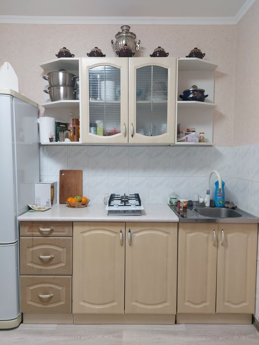 Продам кухонный гарнитур.