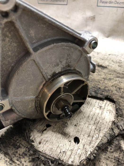 Pompa vacuum BMW Seria 2 Cabrio F23 2.0 Benzina 2015