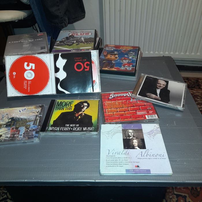 Cd uri cu fime/muzica/jocuri