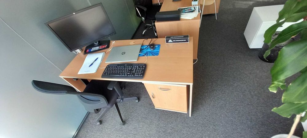 Офис мебели - разпродажба на офис бюра, контейнери и офис столове