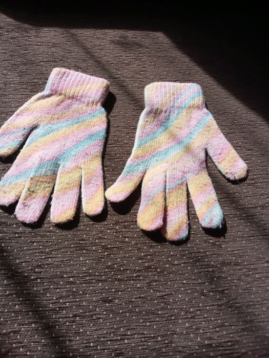 Детские варежки, перчатки