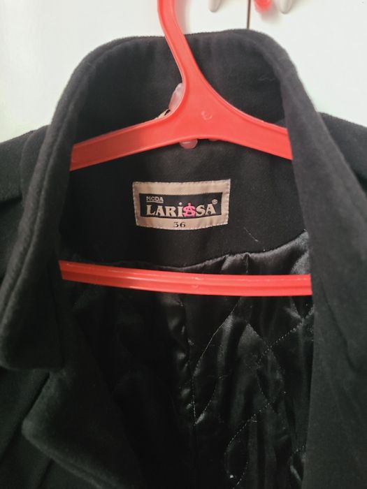 Пальто с меховым воротником