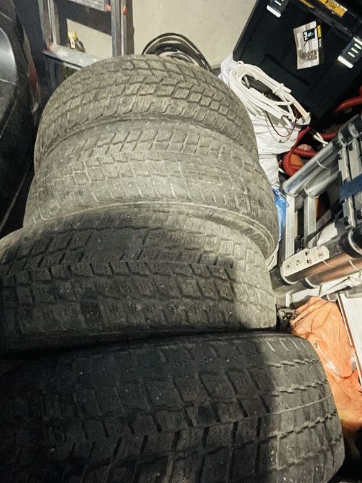 Зимни гуми за джип