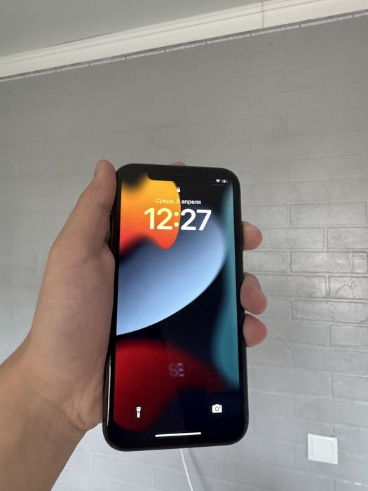 продам Iphone 11