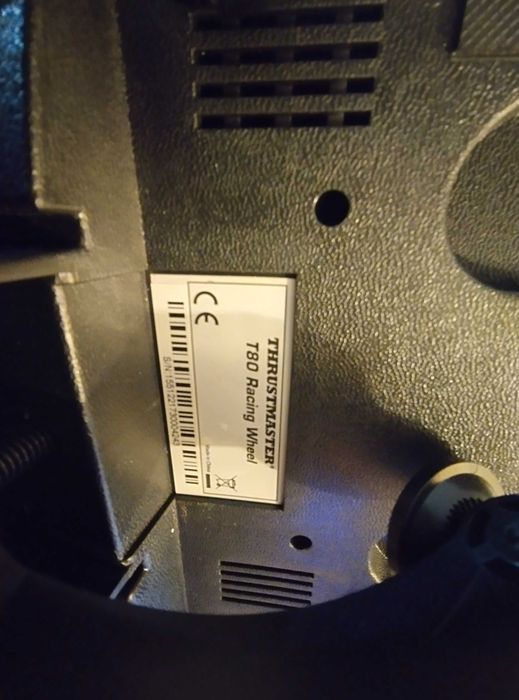Thrustmaster T80 волан + педали | За PS4 / PS3 | Отлично състояние