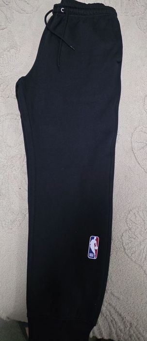 Pantaloni nike model nou