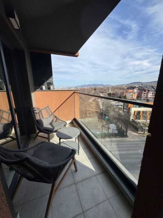 Тристаен апартамент под наем Кръстова вада