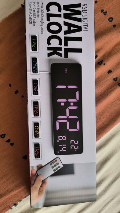 Ceas digital cu termometru