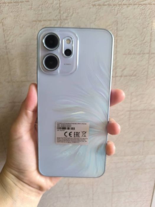 Reno 14F 5g 8/256 holati yaxshi teli aybi yöq oladiganla tel qsin