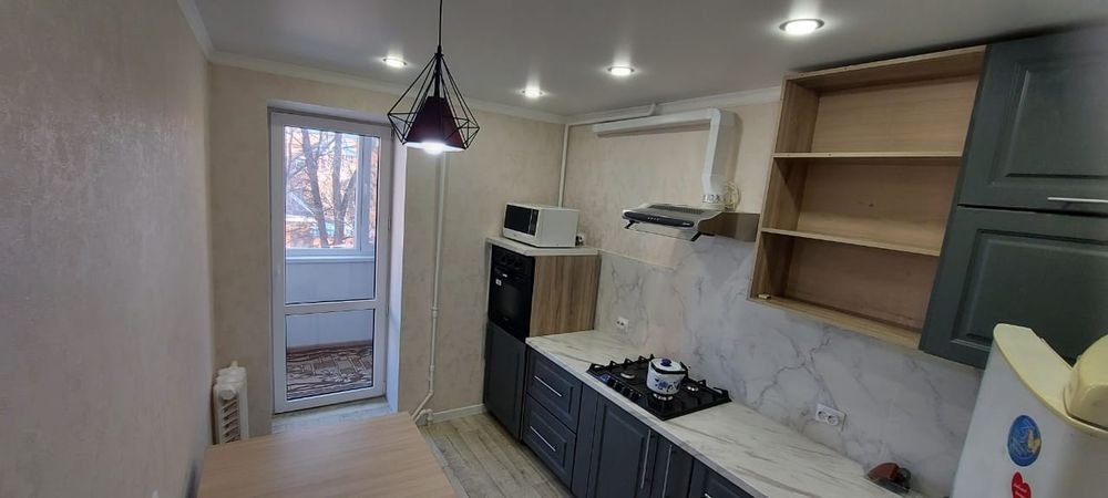 Продам трехкомнатную квартиру