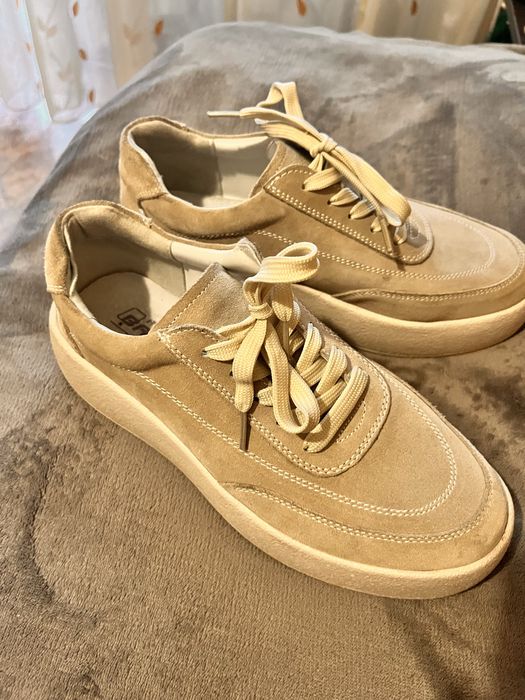 Продам женские кеды