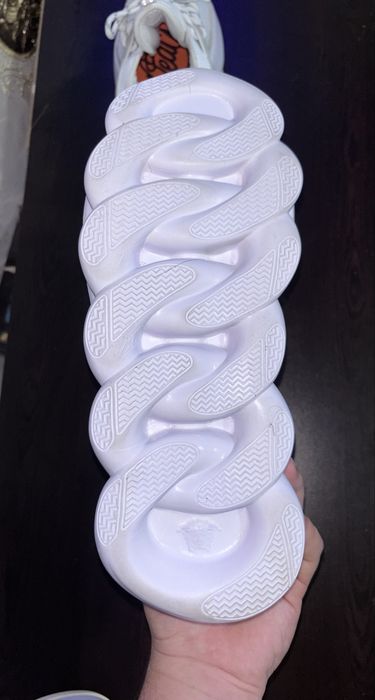 versace chain reaction white
