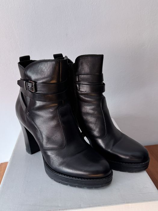 Botine piele naturala, toc 10 cm - stare impecabilă