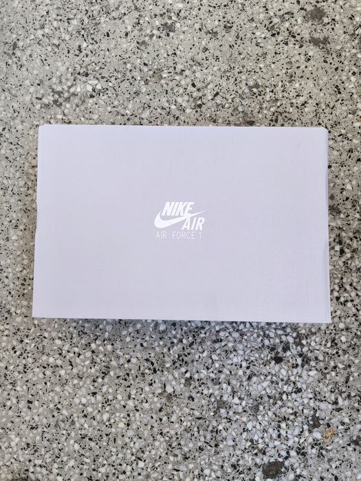 Оригинални нови обувки Nike Air Force 1