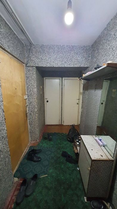 Чиланзар 15 2/2/5 кирпич 2х6 балкон