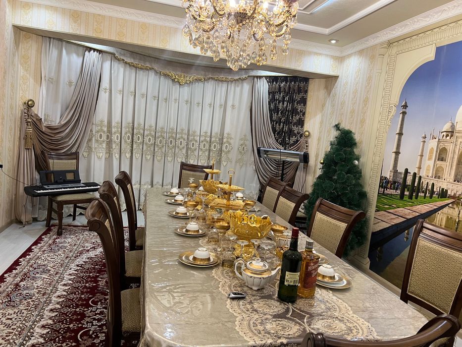 Квартира срочно сотилади