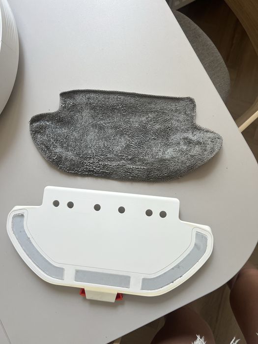 Robot aspitator Xiaomi S10