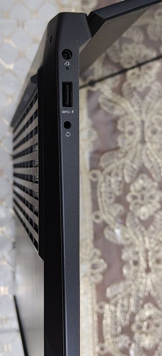 HP Victus new yengi
