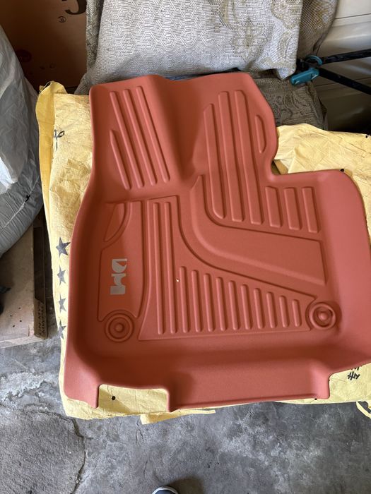 Полики TPE в салон LI l9