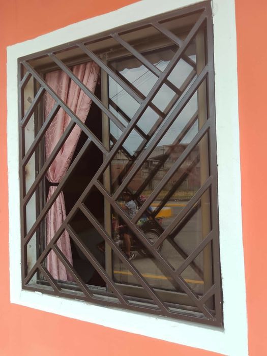 Решотки на окна Новые Хай тек loft