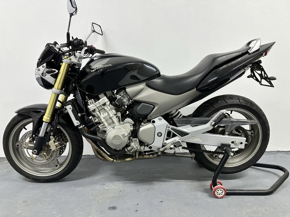 Honda Hornet 600.