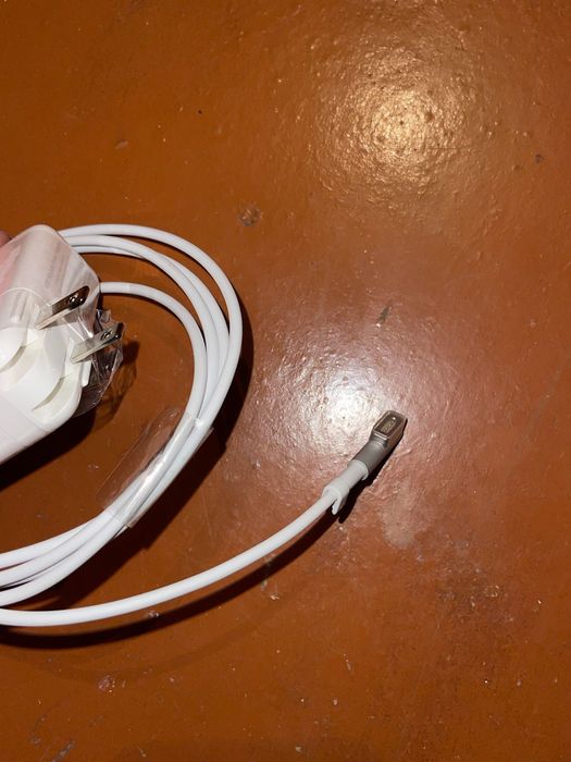 Apple MagSafe новый 60w блок питания