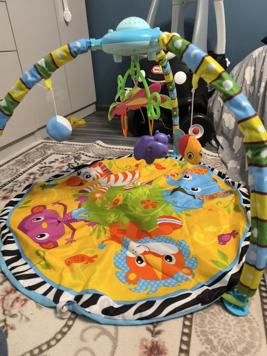 Две активни гимнастики за бебета