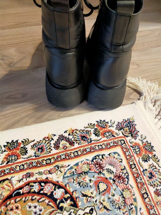 Продам зимние сапоги