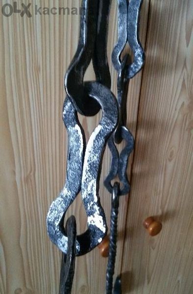 Автентична верига за огнище от ковано желязо става за декорация на мех
