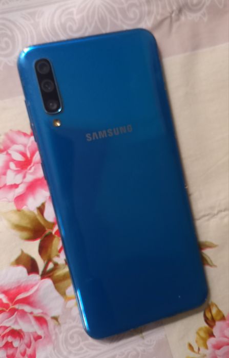SAMSUNG 6/128 гб