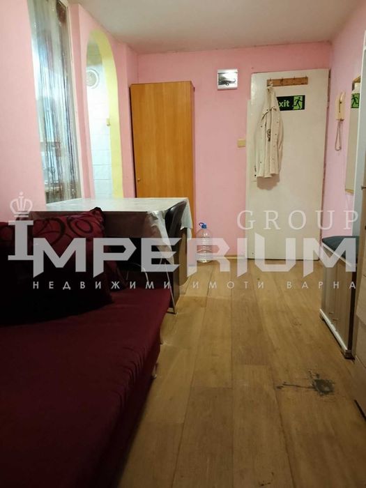 Дава се под наем Едностаен апартамент в Варна, Централна поща - 28 кв.м за 228.99 € - Снимка #1