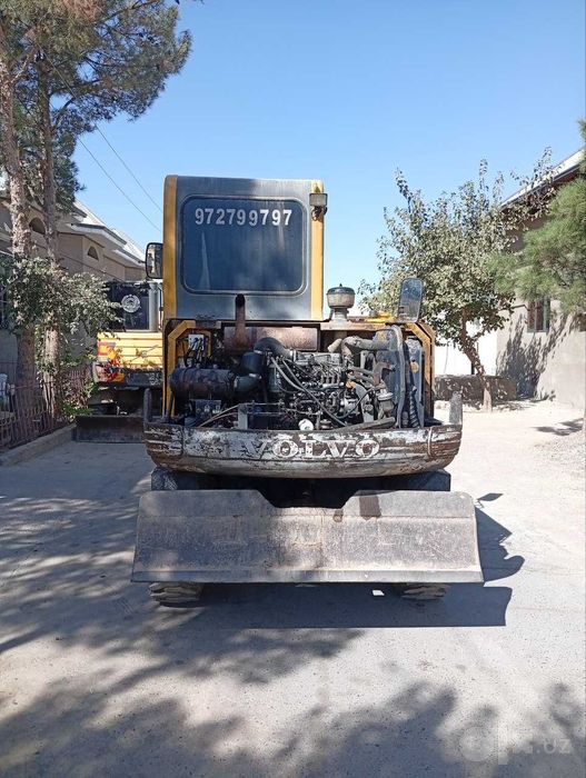 Ekskavator Volvo sotiladi