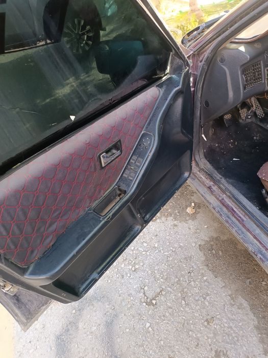 Продам Ауди 80 на ходу газ бензин