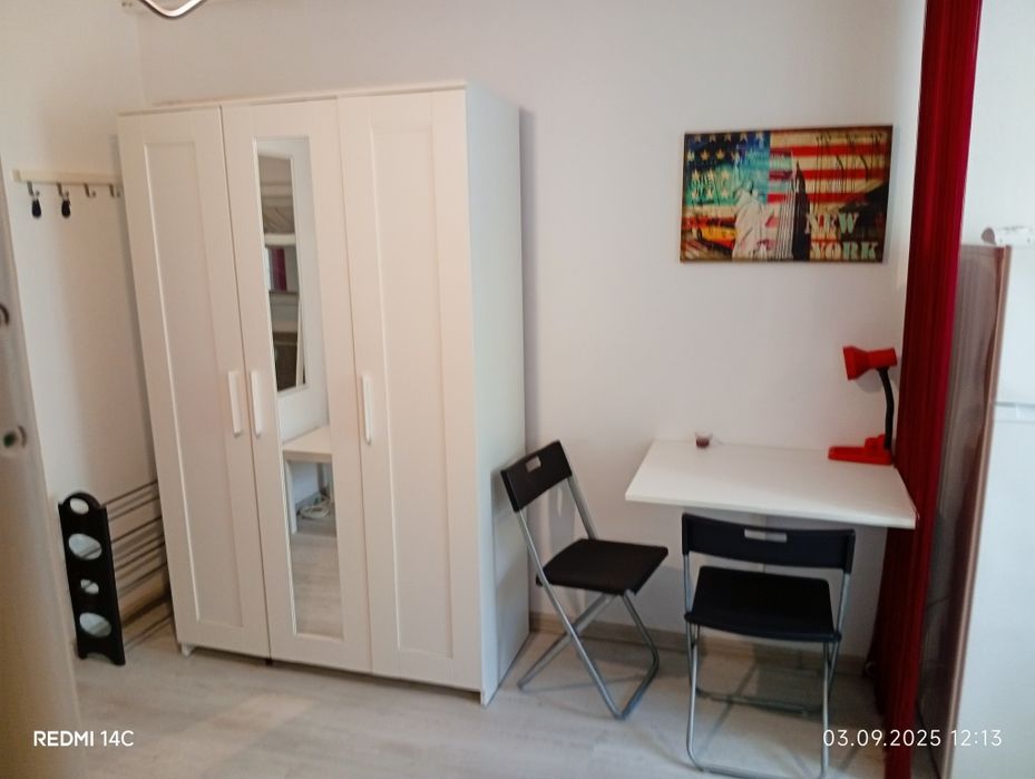 Vând garsonieră la 4 min de metrou Preciziei langa West Gate