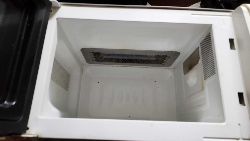 Микровълнова фурна Crown - SM-720BMG