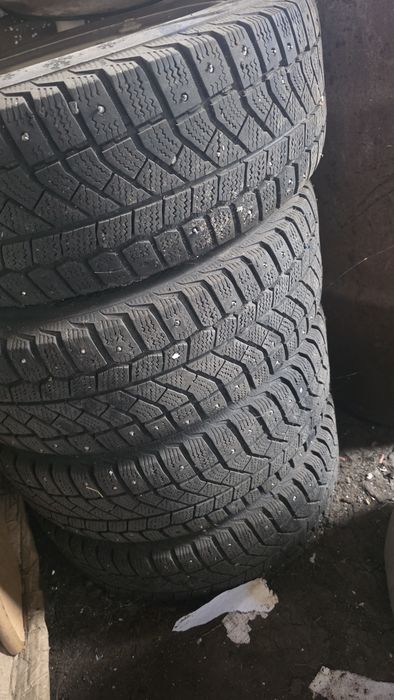 Продам зимнию резину с дисками