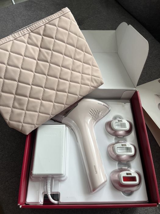 Фотоепилатор Philips  Lumea 9900 BRI977/00 Lumea