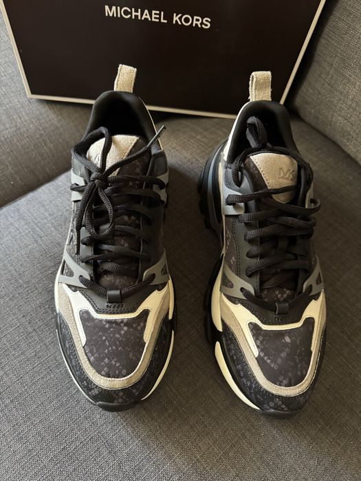 Мъжки обувки Michael Kors