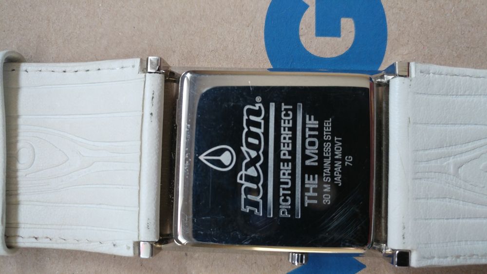 Дамски часовник NIXON-Оригинал!