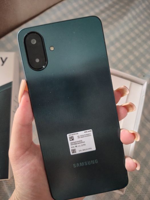Продам новый телефон Samsung A07