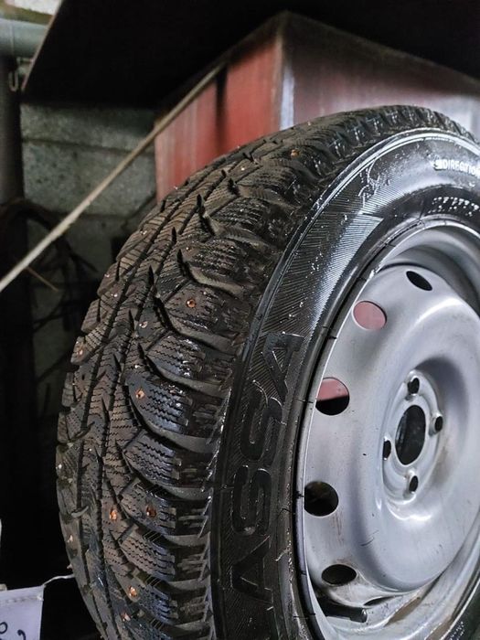 Колеса с дисками на Lada Largus