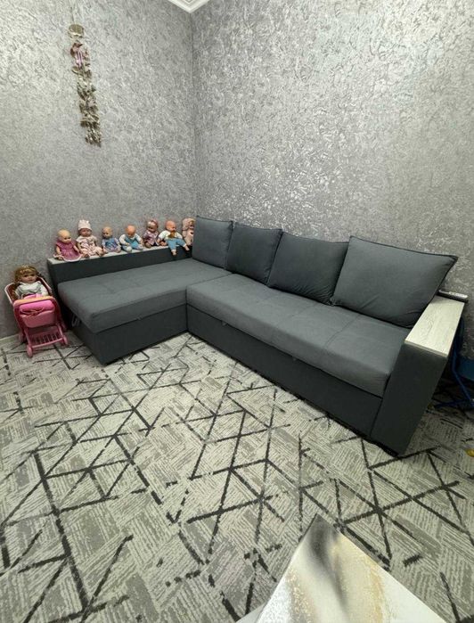 Яшнабод 2 хонали квартира сотилади 1-етаж