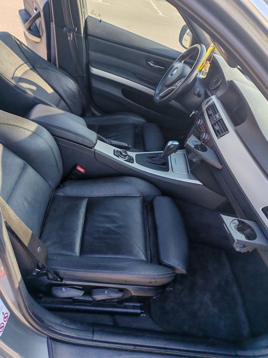 Bmw 318i 2011 automat stare impecabila