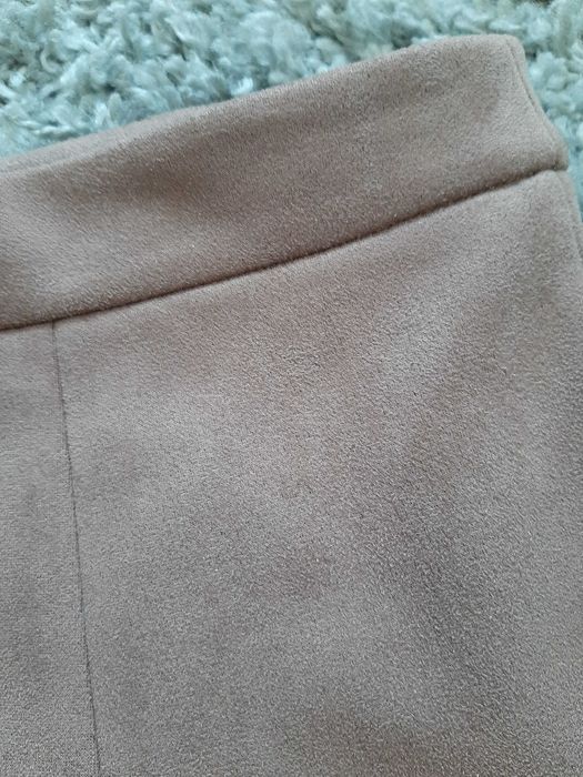 Fusta imitatie piele intoarsa marime 42