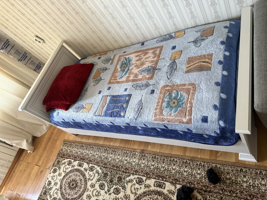 Продам кровати 2 метра в длину!!