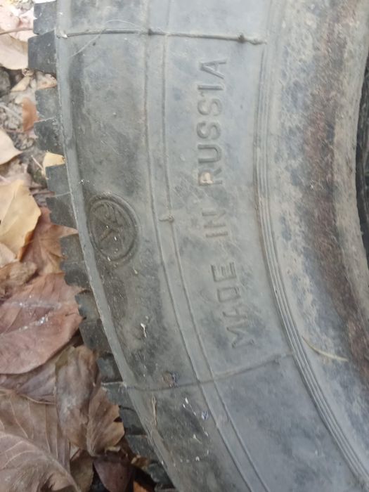 Зимни шипованные  шины р13