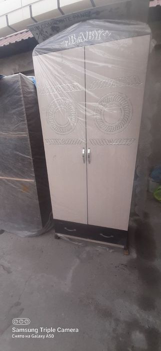 Mebel sotiladi Xolati yaxshi