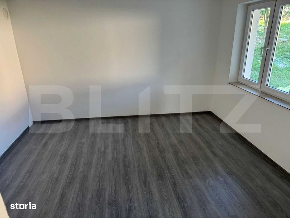 Casa de vanzare , 80 mp ,finisata recent, 25 arii teren, Teaca